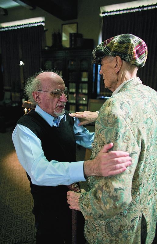 Иллюстрация к книге — Диалоги с Евгением Евтушенко [i_039.jpg]