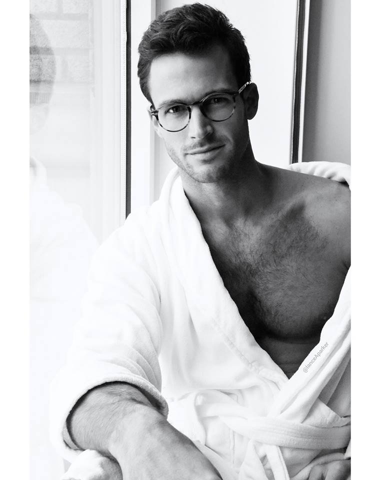 Иллюстрация к книге — Помощница для профессора [_fg3ek.jpg]