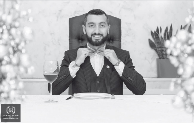 Иллюстрация к книге — Как стать человеком-брендом и зарабатывать на этом 1 000 000 рублей в месяц  [i_001.jpg]