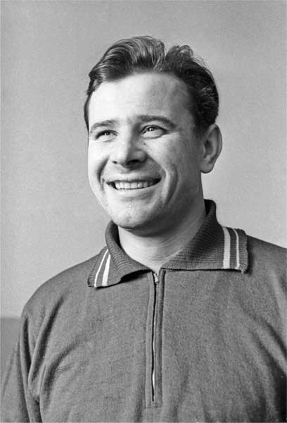 Иллюстрация к книге — Лев Яшин. Вратарь моей мечты [i_001.jpg]