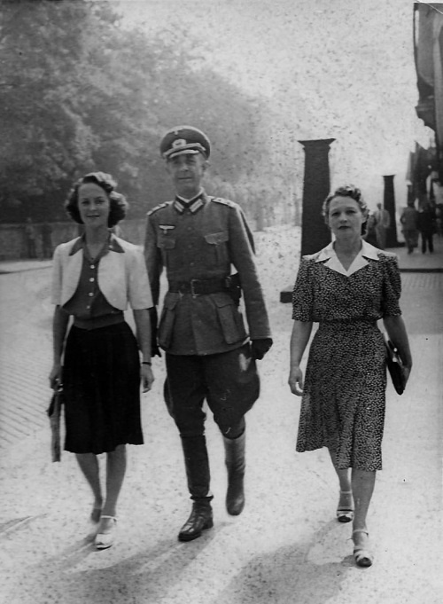 Иллюстрация к книге — Марш Смерти Русского охранного корпуса [i_006.jpg]