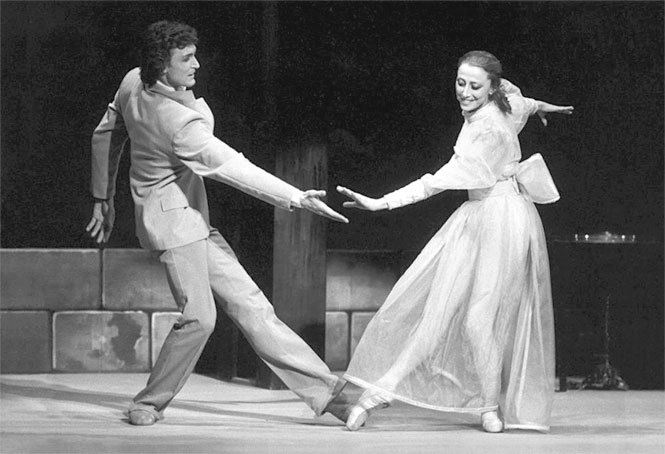 Иллюстрация к книге — Майя Плисецкая. Богиня русского балета [i_047.jpg]