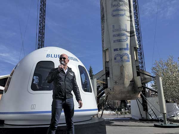 Иллюстрация к книге — Космические бароны [i_002.jpg]