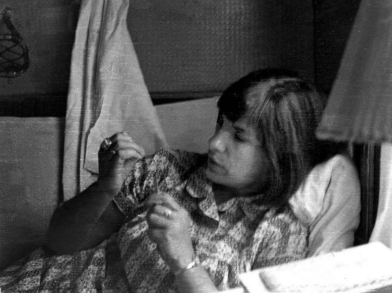 Иллюстрация к книге — Я медленно открыла эту дверь [i_028.jpg]