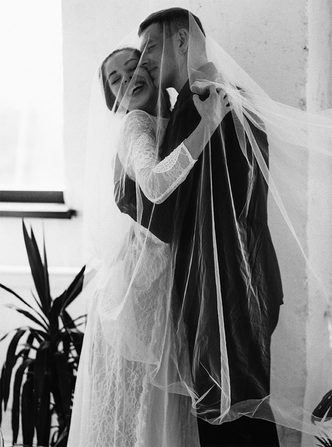 Иллюстрация к книге — 1000 и 1 ночь без секса. Черная книга. Чем занималась я, пока вы занимались сексом [i_012.jpg]