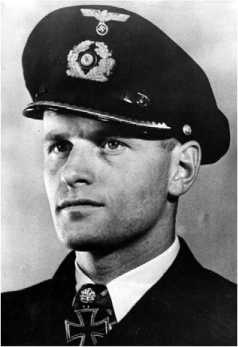 Иллюстрация к книге — Подводные асы Третьего Рейха  [i_012.jpg]