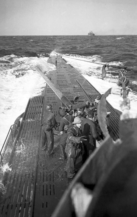 Иллюстрация к книге — Подводные асы Третьего Рейха  [i_041.jpg]