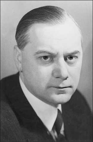 Иллюстрация к книге — Зондеркоманда Х. Колдовской проект Гиммлера [i_025.jpg]