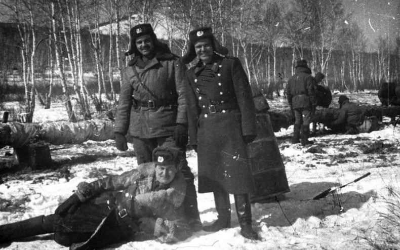 Иллюстрация к книге — Обыкновенный спецназ. Из жизни 24-й бригады спецназа ГРУ [i_014.jpg]