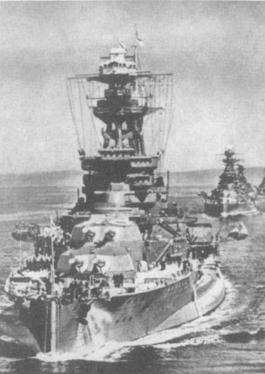 Иллюстрация к книге — Подводная война Гитлера. 1939-1942. Охотники. Часть II [i_015.jpg]