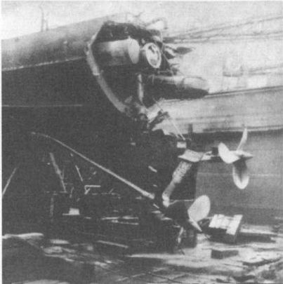 Иллюстрация к книге — Подводная война Гитлера. 1939-1942. Охотники. Часть II [i_017.jpg]