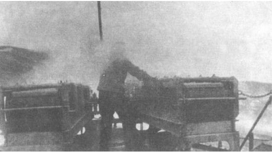 Иллюстрация к книге — Подводная война Гитлера. 1939-1942. Охотники. Часть II [i_020.jpg]