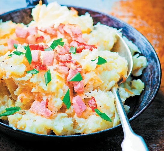 Иллюстрация к книге — Деревенская кухня. Простые и вкусные блюда в сковороде и горшочке [i_032.jpg]