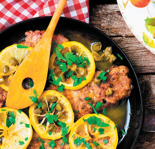 Иллюстрация к книге — Деревенская кухня. Простые и вкусные блюда в сковороде и горшочке [i_061.jpg]