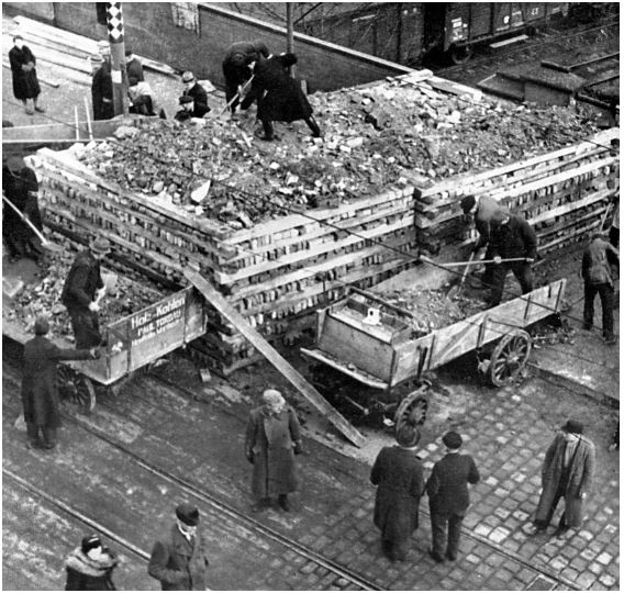 Иллюстрация к книге — Берлин 45-го. Сражение в логове зверя  [i_006.jpg]