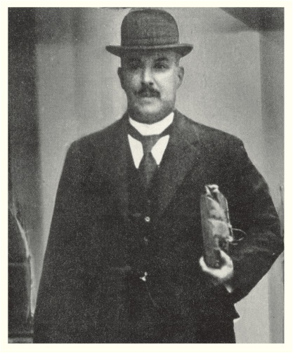 Иллюстрация к книге — Конан Дойль на стороне защиты [i_030.jpg]