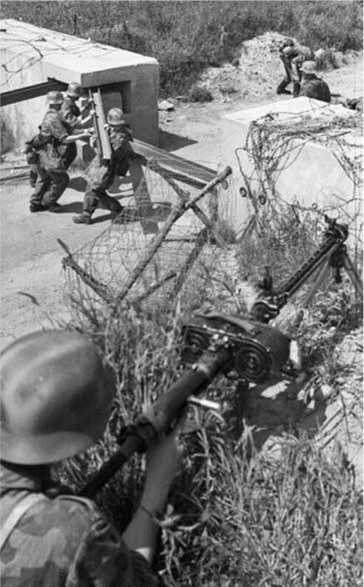 Иллюстрация к книге — Оборона Севаcтополя [i_020.jpg]