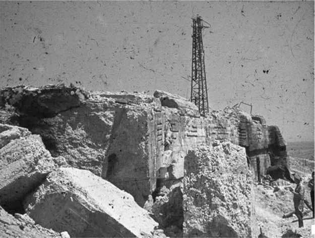 Иллюстрация к книге — Оборона Севаcтополя [i_035.jpg]