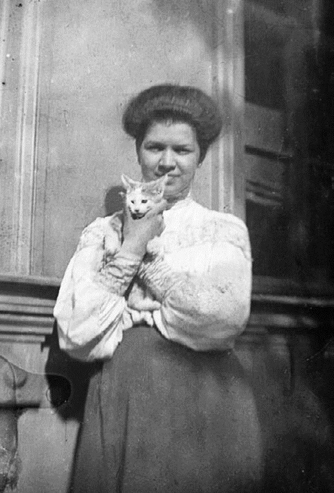 Иллюстрация к книге — Эта короткая жизнь. Николай Вавилов и его время [i_005.jpg]