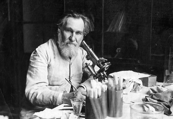 Иллюстрация к книге — Эта короткая жизнь. Николай Вавилов и его время [i_017.jpg]