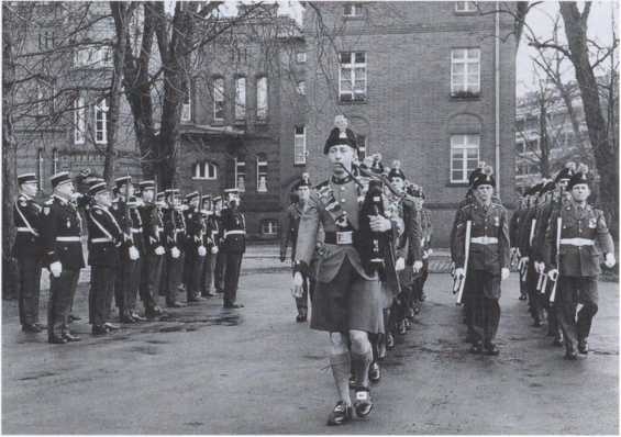 Иллюстрация к книге — Тайна смерти Рудольфа Гесса [i_073.jpg]