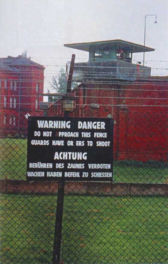 Иллюстрация к книге — Тайна смерти Рудольфа Гесса [i_082.jpg]