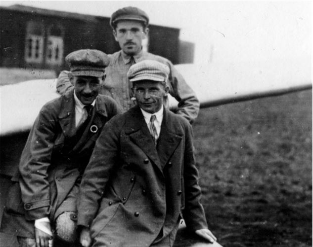 Иллюстрация к книге — Воспоминания о людях и событиях [i_003.jpg]