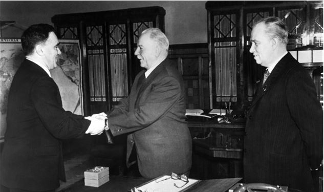 Иллюстрация к книге — Воспоминания о людях и событиях [i_030.jpg]