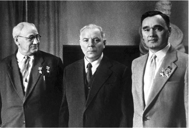 Иллюстрация к книге — Воспоминания о людях и событиях [i_031.jpg]