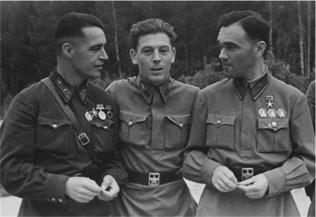 Иллюстрация к книге — Воспоминания о людях и событиях [i_036.jpg]