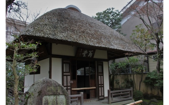 Иллюстрация к книге — Поэзия Басё. Перевод и смысл [image29_5dc53c1493a3b10700161f31_jpg.jpg]