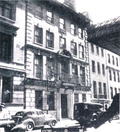 Иллюстрация к книге — Наш человек в Нью-Йорке. Судьба резидента [i_004.jpg]