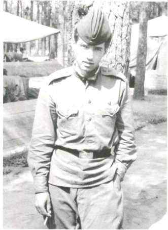 Иллюстрация к книге — Записки контрразведчика. Взгляд изнутри на противоборство КГБ и ЦРУ, и не только [i_007.jpg]