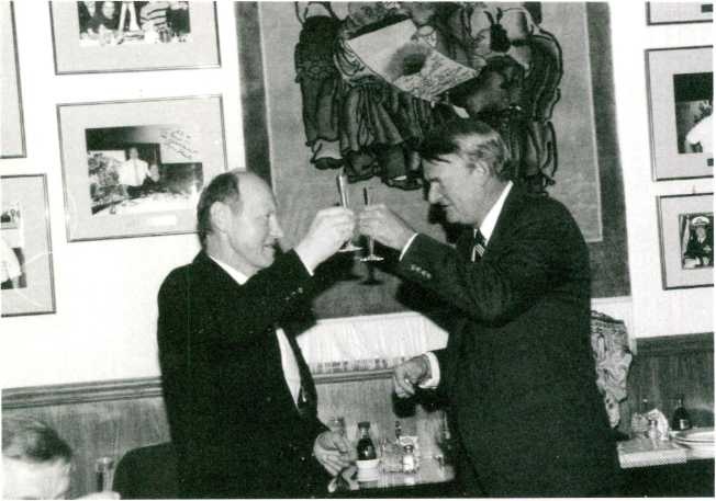 Иллюстрация к книге — Записки контрразведчика. Взгляд изнутри на противоборство КГБ и ЦРУ, и не только [i_063.jpg]