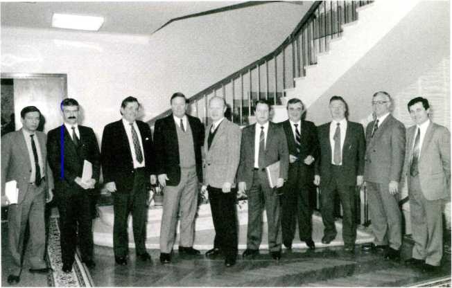 Иллюстрация к книге — Записки контрразведчика. Взгляд изнутри на противоборство КГБ и ЦРУ, и не только [i_073.jpg]