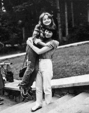 Иллюстрация к книге — Тайны жизни Ники Турбиной («Я не хочу расти…) [i_119.jpg]