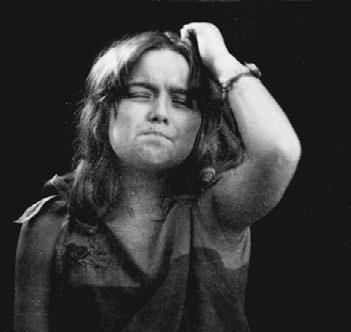 Иллюстрация к книге — Тайны жизни Ники Турбиной («Я не хочу расти…) [i_296.jpg]