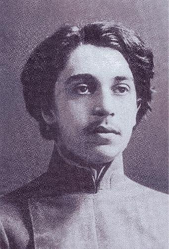 Иллюстрация к книге — Лиля Брик: Её Лиличество на фоне Люциферова века [i_008.jpg]