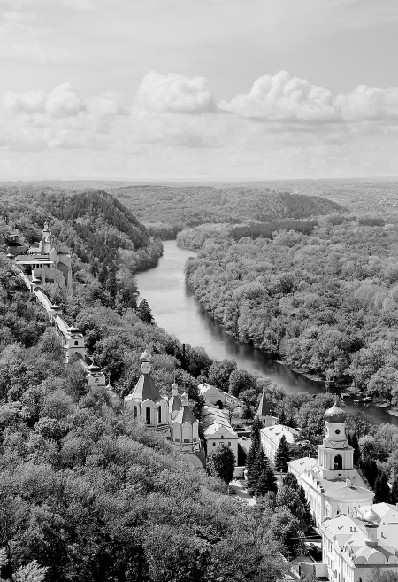 Иллюстрация к книге — Чудотворец наших времен. Святитель Иоанн, архиепископ Шанхайский и Сан-Францисский [i_009.jpg]