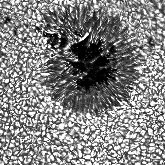 Иллюстрация к книге — Лекции о Солнце [i_017.jpg]