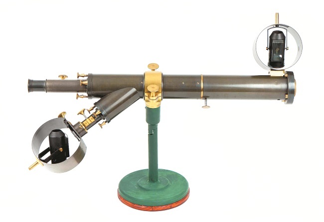 Иллюстрация к книге — Лекции о Солнце [i_039.jpg]