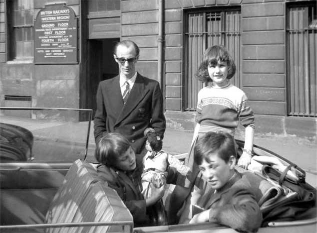 Иллюстрация к книге — Дневник обезьянки (1957-1982) [i_014.jpg]