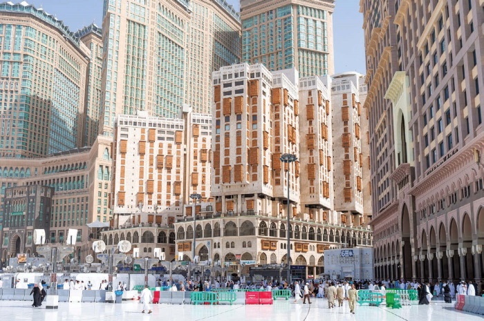 Иллюстрация к книге — Мекка. Биография загадочного города [i_057.jpg]