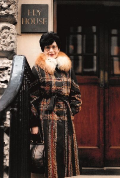 Иллюстрация к книге — Сто чудес [i_025.jpg]