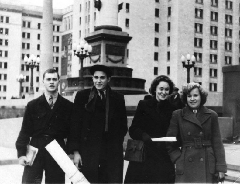 Иллюстрация к книге — Серебряный век в нашем доме [i_037.jpg]