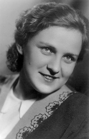 Иллюстрация к книге — Посреди времен, или Карта моей памяти [i_007.jpg]