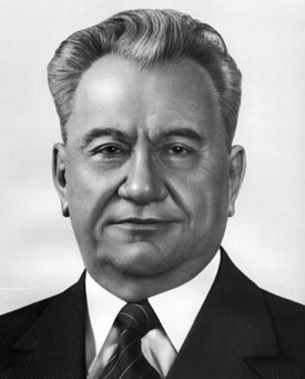 Иллюстрация к книге — Посреди времен, или Карта моей памяти [i_025.jpg]