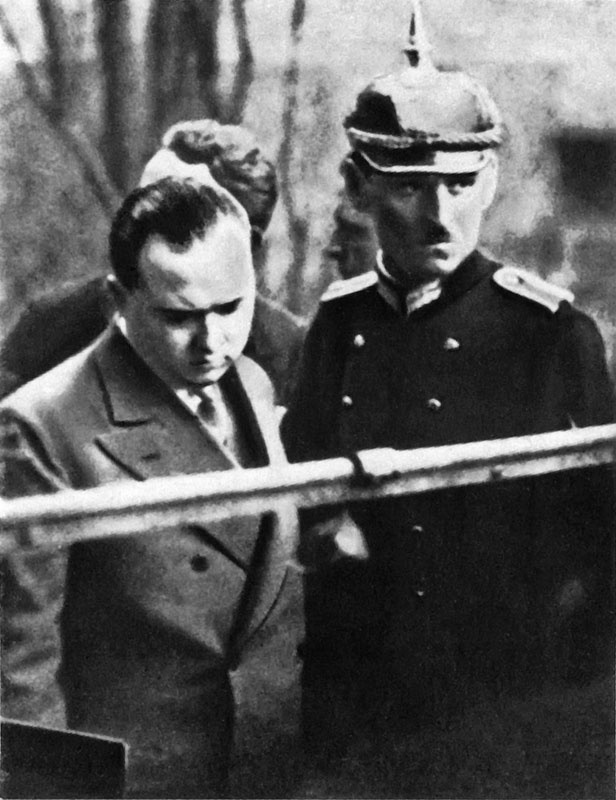 Иллюстрация к книге — Век криминалистики [i_049.jpg]