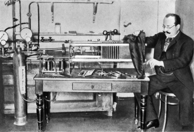 Иллюстрация к книге — Век криминалистики [i_074.jpg]