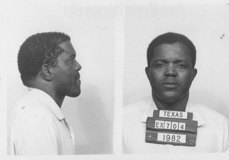 Иллюстрация к книге — Камера смертников. Последние минуты [i_001.jpg]